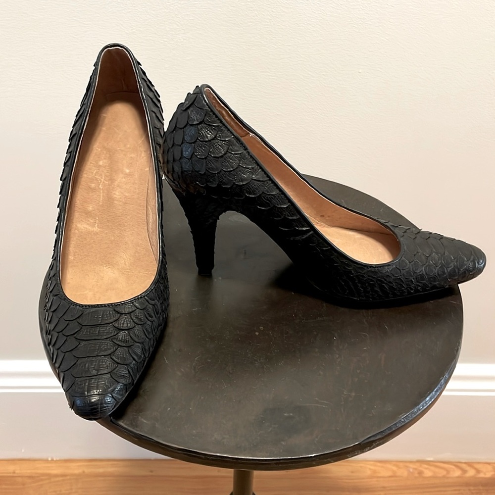 Custom Handmade black snakeskin heels approx size 36 / US 6